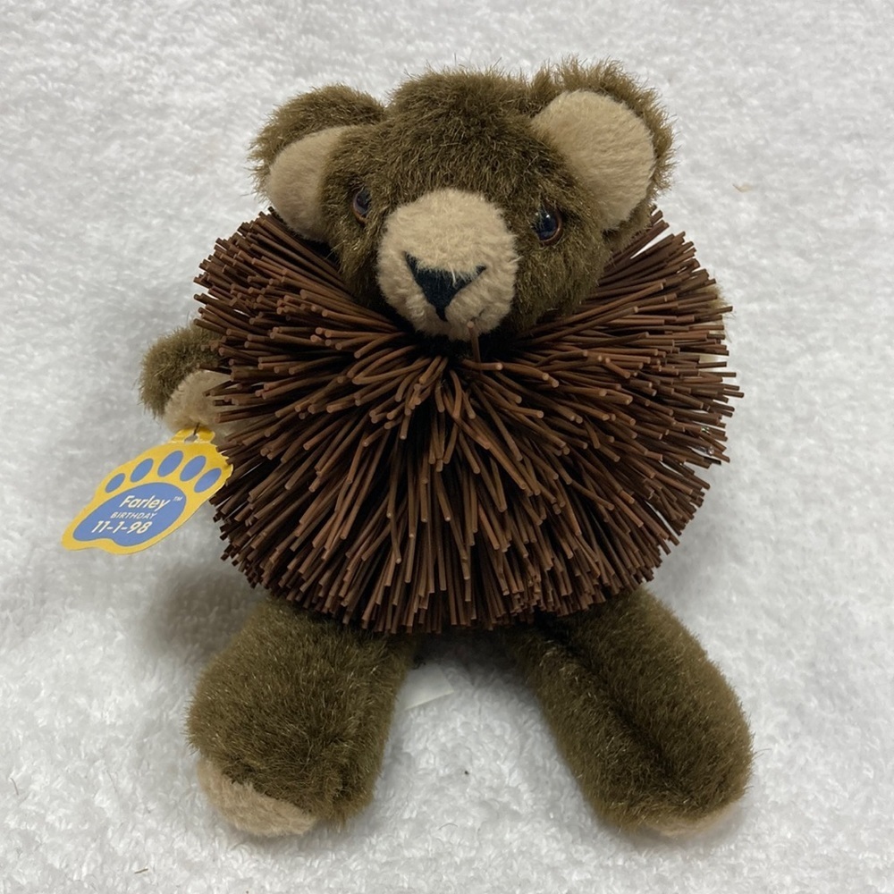 NWT 1999 Oddzon 4” Teddy Bear plush Farley Birthdate 11-1-98 Koosh Ball